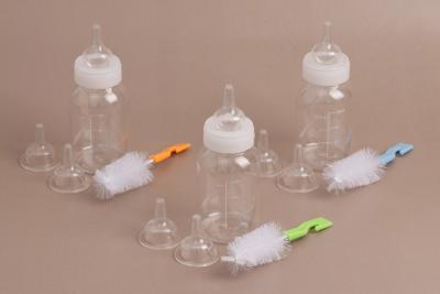 Набор Wogy для вскармливания животных 4пр: бутылочка 120мл, соска 2шт, ершик фото