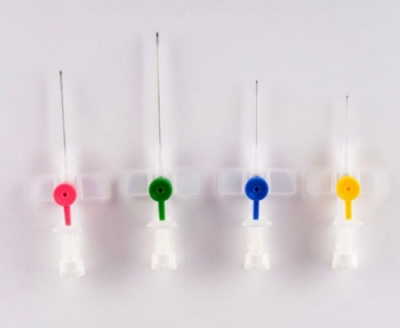 Катетер внутривенный с инъекционным портом и крыльями G26 (SF Medical)