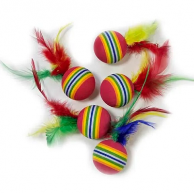 Keiko M5 Игрушка для кошек Мячик Eva в полоску с перьями разного цвета 3,8см (1/20)