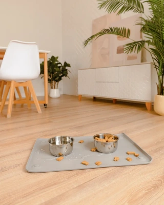 Коврик (Stefan) под миску WF18203 силиконовый с присосками для животных, размер L, светло-коричневый  фото