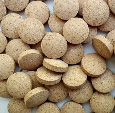 Кормовая витаминная добавка (Beaphar) Doggy's ливер  75шт, для собак (12504) фото