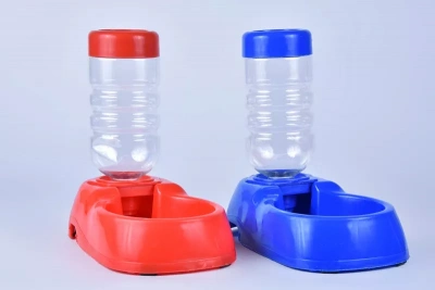 Автопоилка (Wogy) v=500мл микс для животных фото